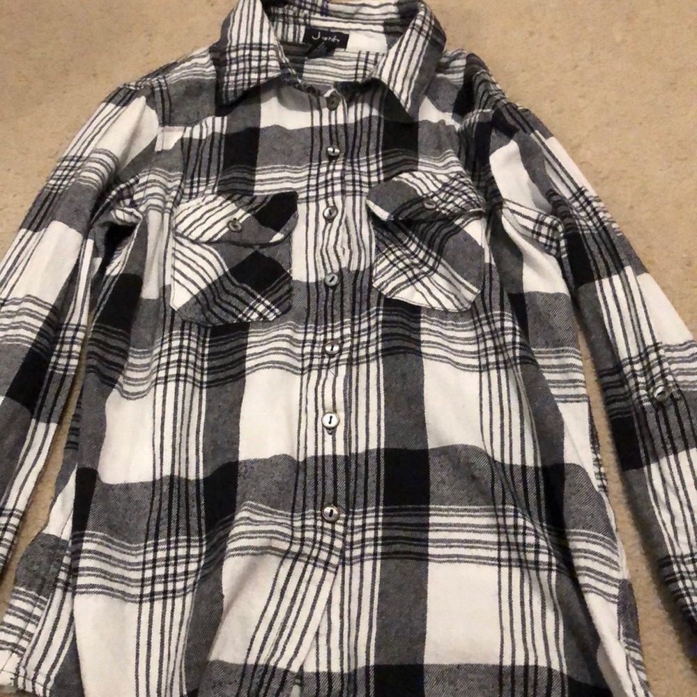 Black and white plaid button-up top
